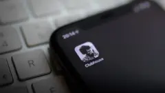 Всі говорять про нову соцмережу Clubhouse. Що про неї варто знати