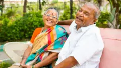 जेष्ठ नागरिक 