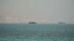 سفن في مضيق هرمز، كما تُرى من مسندم، عُمان، 9 يوليو/تموز 2026
