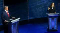 कमला हॅरिस आणि डोनाल्ड ट्रम्प