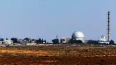O reator nuclear perto de Dimona, no deserto de Negev