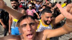 "La situación está fuera de control": el gobierno de España moviliza al ejército ante el cruce de miles de migrantes desde Marruecos a Ceuta