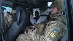 Ukrainian troops near frontline with separatist rebels