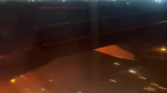 டெல்லியில் இருந்து பெங்களூருவுக்கு நேற்றிரவு புறப்பட தயாராக இருந்த இண்டிகோ விமானத்தில்