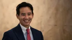 ৪২ বছর বয়সী পিটা লিমটারাজ থাইল্যান্ডের প্রধানমন্ত্রী হতে পারেন