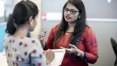 प्रातिनिधीक फोटो- महिला