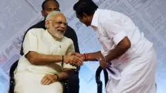 மோதி - எடப்பாடி