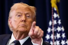 Трамп аввалроқ Эрон буткул таслим бўлмагунча, уруш тугамаслигини айтганди