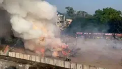 జింఖానా మైదానంలో చెలరేగుతున్న మంటలు