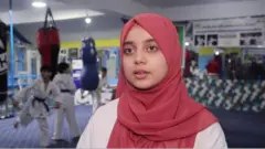 مینا کاکړ