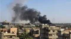 لیبی از زمان سرنگونی دولت معمر قذافی در سال ۲۰۱۱ ناآرام و درگیر خشونت بوده است