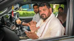 बृजभूषण शरण सिंह हे दीर्घ काळ भारतीय कुस्ती महासंघाचे अध्यक्ष होते. (फाइल फोटो)