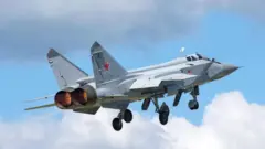 Ruski MiG-31 u letu 