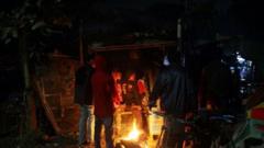 ২০১০ সালের পর ঢাকা বিভাগে অক্টোবর মাস পর্যন্ত অস্বাভাবিক তাপমাত্রা থাকার মূল কারণ হিসেবে দূষণকে চিহ্নিত করেন আবহাওয়াবিদ বজলুর রশীদ।