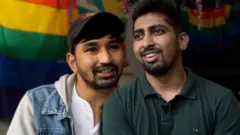 मुकेश आणि प्रतिक 