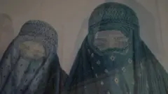 افغان مېرمنې