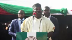 Gọvanọ na-achị Enugu