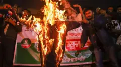 தீவிர விசாரணை நடைபெற்று வருகிறது என்று ஒரு காவல்துறை அதிகாரி தெரிவித்தார்.
