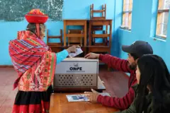 Votante en Perú