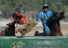 Көчмөндөр оюндарын көркүнө чыгарган көк бөрү бул ирет кандай ойнолот деп суроо салгандар арбын?