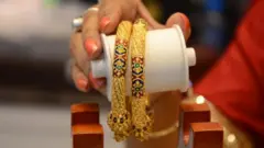 सोनं