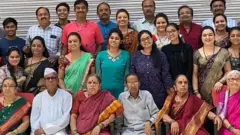 2000 ஆயிரம் ரூபாய்க்கு காய்கறி, 10 லிட்டர் பால் – 72 பேர் கொண்ட குடும்பத்தின் கதை