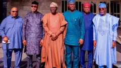 Awọn gomina ilẹ Yoruba ti wọn asọ iblẹ toke tilẹ ati agbada. Lati ọwọ alaafia la ti ri gomina ipinlẹ Osun, Ademola Adeleke, gomina ipinlẹ Ogun, Dapo Abiodun, gomina ipinlẹ Eko, Babajide Sanwo-Olu, Gomina ipinlẹ Oyo, Seyi Makinde, Gomina ipinlẹ Ekiti, Abiodun Oyebamiji ati gomina ipinlẹ Ondo, Lucky ayedatiwa.