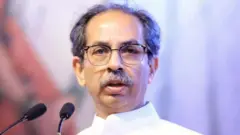 उद्धव ठाकरे 