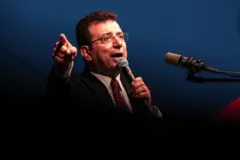 امام اوغلو په استانبول کې خپلو ملاتړو ته د وینا پر مهال