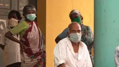 புதுவையில் ஆதவற்றோருக்கு மறுவாழ்வளித்த கொரோனா ஊரடங்கு