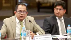 කතානායක ජගත් වික්‍රමරත්න සහ නියෝජ්‍ය මහ ලේකම් චමින්ද කුලරත්න