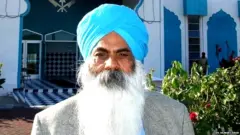 ਦੀਦਾਰ ਸਿੰਘ ਬੈਂਸ ਨੇ 1980 ਵਿੱਚ ਅਕਾਲ ਤਖਤ ਦੇ ਜਥੇਦਾਰ ਤੋਂ ਅੰਮ੍ਰਿਤ ਛਕਿਆ ਸੀ।