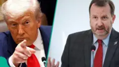 Ààrẹ Donald Trump tilẹ̀ Amẹ́ríkà àti aṣojú orílẹ̀èdè náà ni Naijiria, Richard Mills. Donald Trump wọ aṣọ kóòtù aláwọ̀ búlúù àti Tai pupa nígbà tí Mills wọ kóòtù dúdú àti Tai aláwọ̀ wáìnì. 