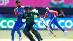 भारत-पाकिस्तानचे खेळाडू