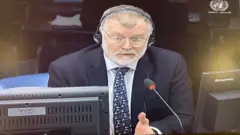 Profeseri Henry Kennedy arimo gutanga ubuhamya