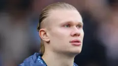 ሃላንድ፡ ኣብ 2022 እዩ ካብ ዶርትሙንድ ናብ ማንቸስተር ሲቲ ተጸንቢሩ