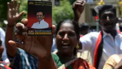 ஸ்டாலின்