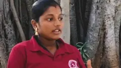 મહિલા