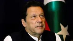 ఇమ్రాన్ ఖాన్