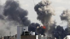 ¿Por qué EE.UU. e Israel atacaron a Irán en este momento (y cómo podría acabar este conflicto)?