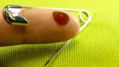 ብመርፍእ ቁልፊ ዝደመየ ኢድ