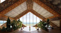 Recreación del futuro aeropuerto de Gelephu. Se ve a varias personas sentadas en el suelo en posición de meditación en la terminal, de madera y con plantas en su interior. Al fondo, una gran ventana da a las pistas, en las que se distinguen dos aviones.