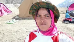 హిమాలయ పర్వాతాల సమీపంలో కన్నీబాయి