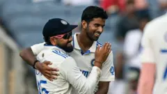 நியூசிலாந்து அணியின் அனைத்து விக்கெட்களையும் வாஷிங்டன் சுந்தர், அஸ்வின் ஜோடி மட்டுமே வீழ்த்தியது எப்படி?
