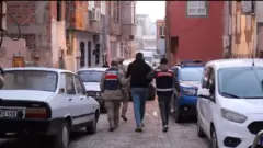 Gözaltına alınan bir şüpheli 