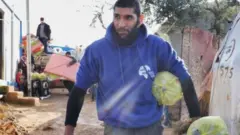 توقير شريف أسس منظمة لمساعدة النازحين بسبب الحرب الأهلية في سوريا