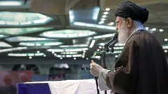 آیت الله خامنه ای