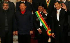 El festejo del bicentenario de Bolivia en 2009 con los entonces presidentes Fernando Lugo (Paraguay), Hugo Chávez (Venezuela), Evo Morales (Bolivia) y Rafael Correa (Ecuador).