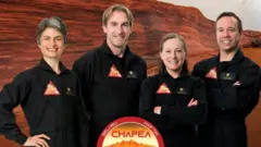 ኬሊ ሃስተን፡ ሮስ ባርክዌል፡ ናታን ጆንስን ኣንካ ሰላርየን