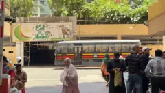 सोसायटीत बकऱ्या ठेवल्यावरून वाद